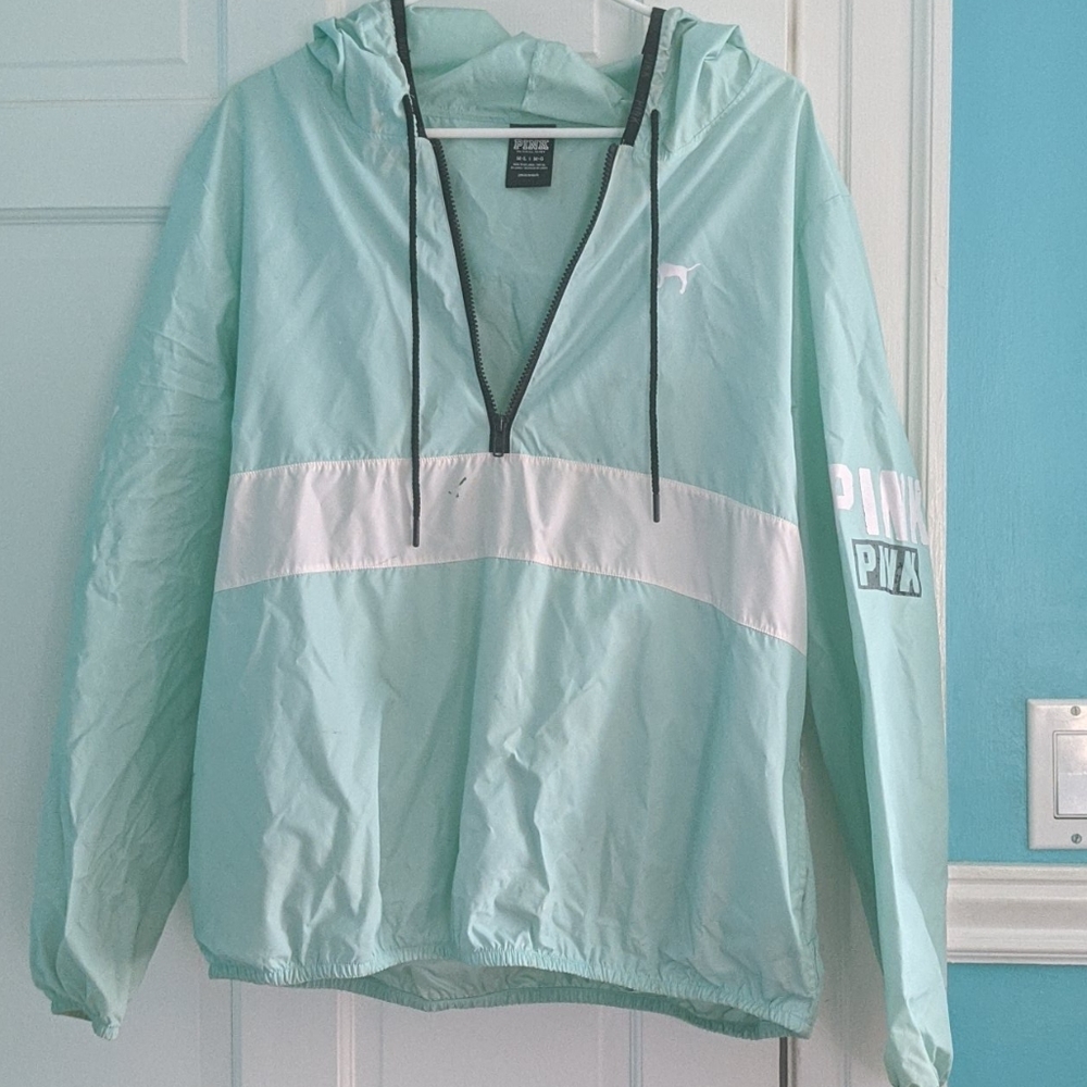 Pullover raincoat